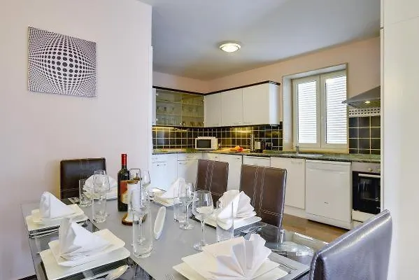 Mediterranean Dream 2 Apartment Pomer 0*,  Croatia